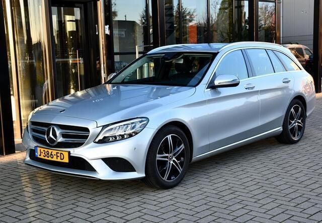 Grijs Gebruikt 2020 Mercedes 200 Avantgarde Stationwagen | € 20.500 (Super prijs) - Afbeelding 1/4