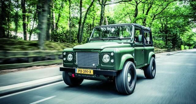 Groen Gebruikt 1996 Land Rover Defender SUV | € 139.000 - Afbeelding 1/4
