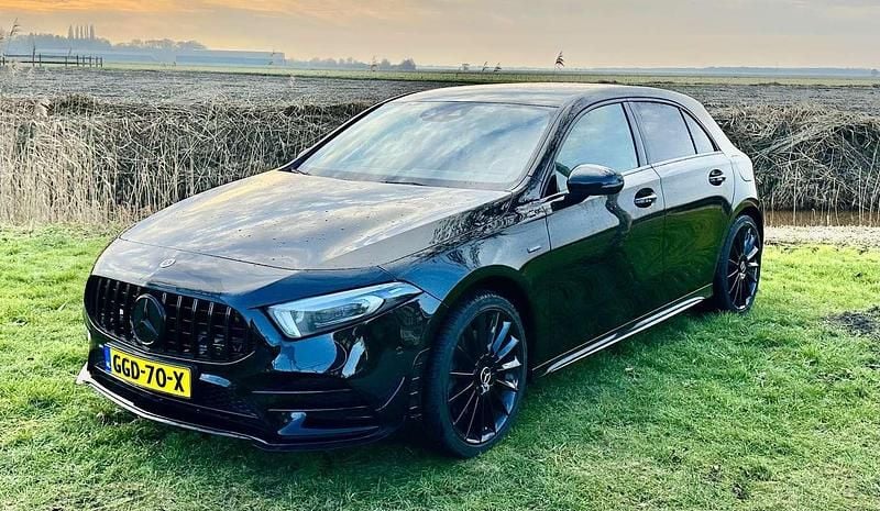 Occasion 2021 Mercedes A250 AMG line Sedan | € 23.750 (Super prijs) - Afbeelding 1/4