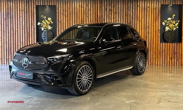 Occasion Mercedes GLC300 AMG line 258 PK (189 kW) 2024 Zwart SUV