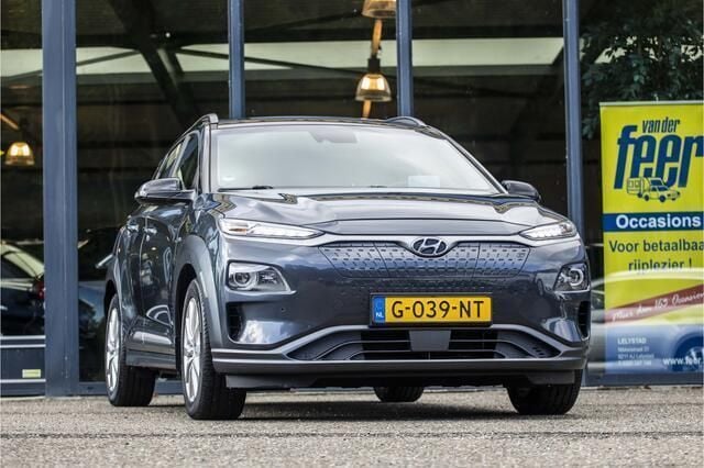 Grijs, metallic lak Gebruikt 2019 Hyundai Kona Premium SUV | € 15.950 (Iets duurder) - Afbeelding 1/4