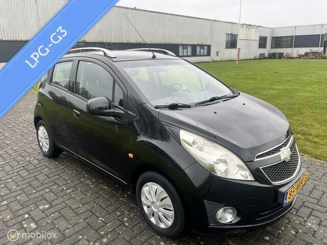 Zwart Gebruikt 2010 Chevrolet Spark LS Hatchback | € 2.999 (Eerlijke prijs) - Afbeelding 1/4