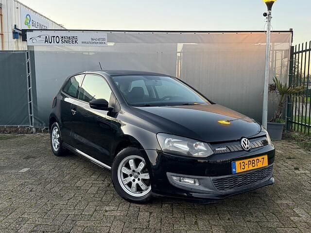 Zwart Gebruikt 2011 VW Polo Hatchback | € 1.999 (Super prijs) - Afbeelding 1/4