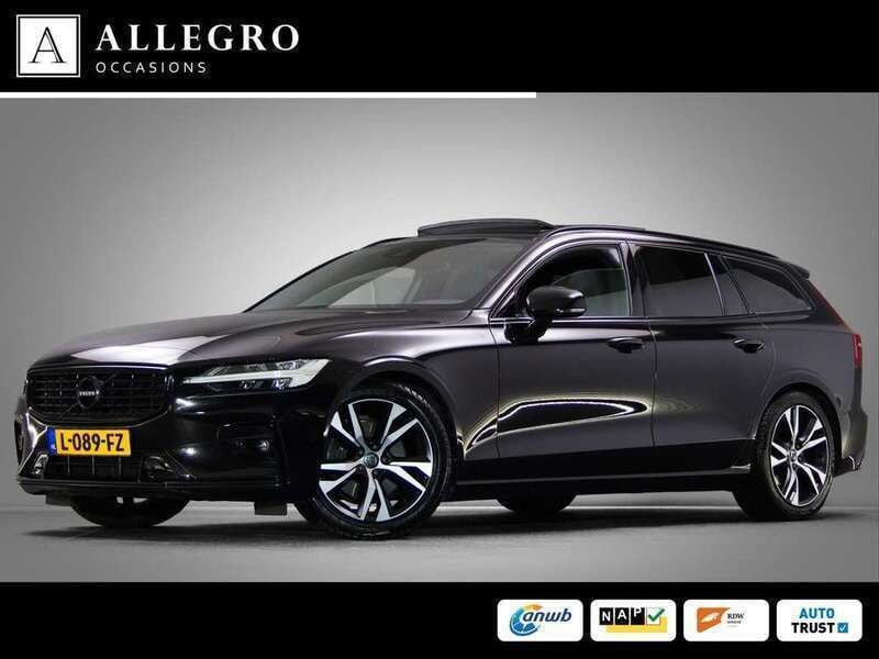Zwart Gebruikt 2021 Volvo V60 R-Design Stationwagen | € 30.945 (Eerlijke prijs) - Afbeelding 1/4