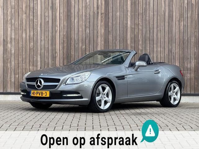Grijs Gebruikt 2011 Mercedes SLK200 Cabriolet | € 17.950 (Eerlijke prijs) - Afbeelding 1/4