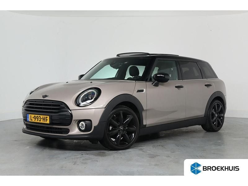 Grijs Gebruikt 2021 Mini Cooper Clubman Classic Stationwagen | € 25.900 (Eerlijke prijs) - Afbeelding 1/4