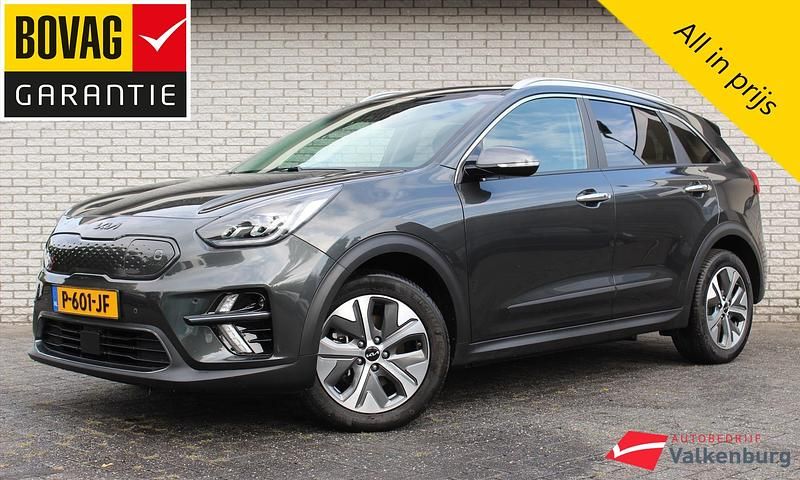 Grijs Gebruikt 2022 Kia e-Niro SUV | € 24.650 (Super prijs) - Afbeelding 1/4