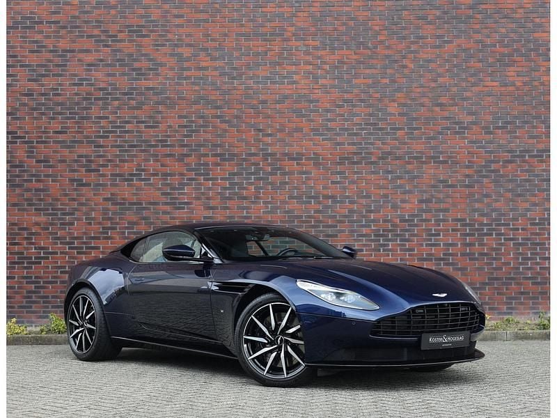 Blauw Gebruikt 2016 Aston Martin DB11 Coupé | € 115.950 - Afbeelding 1/4