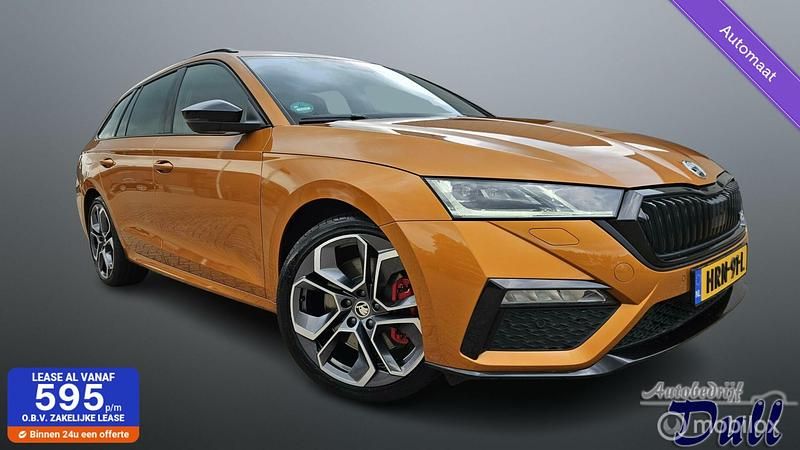 Oranje Occasion 2022 Skoda Octavia RS Hatchback | € 39.950 (Duur) - Afbeelding 1/4