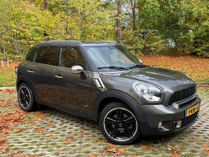 Grijs Gebruikt 2012 Mini Cooper SD Countryman Chili SUV | € 13.245 - Afbeelding 1/4