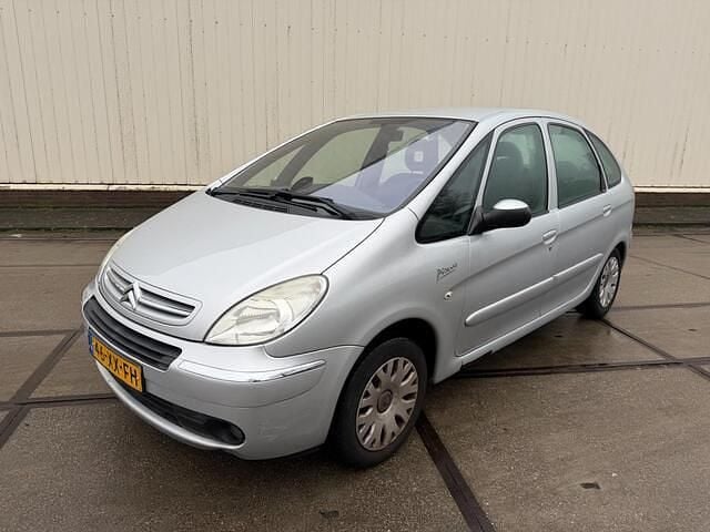 Grijs Occasion 2007 Citroën Xsara Picasso MPV | € 1.199 (Eerlijke prijs) - Afbeelding 1/4
