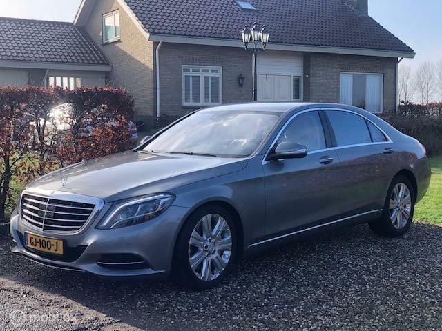 Grijs Gebruikt 2013 Mercedes S500 Sedan | € 35.950 (Eerlijke prijs) - Afbeelding 1/4
