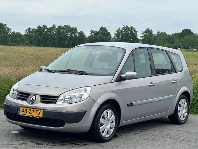 Grijs Gebruikt 2004 Renault Scénic II Basis MPV | € 899 (Eerlijke prijs) - Afbeelding 1/4