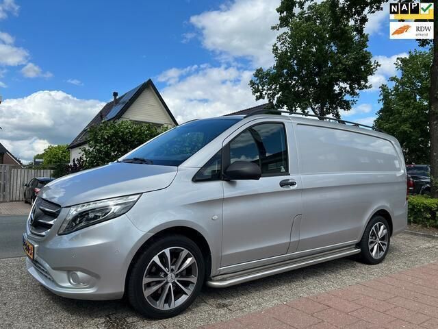 Zilver Gebruikt 2015 Mercedes Vito MPV | € 16.980 (Duur) - Afbeelding 1/3