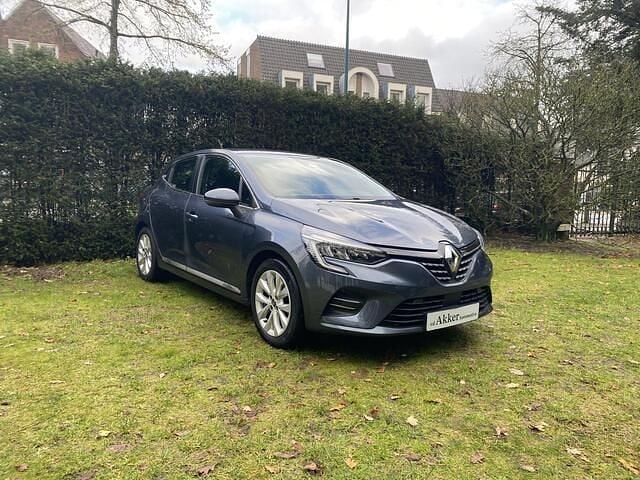 Grijs Gebruikt 2021 Renault Clio V Intens Hatchback | € 10.999 (Eerlijke prijs) - Afbeelding 1/4