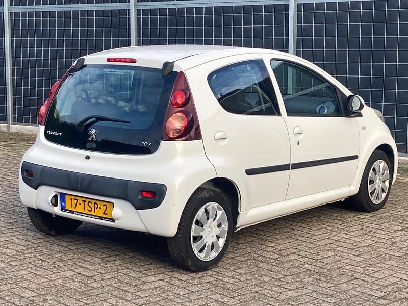 Occasion Peugeot 107 Active 68 PK (50 kW) 2012 Wit Hatchback