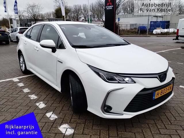 Occasion Toyota Corolla Active 123 PK (90 kW) 2020 Wit Sedan