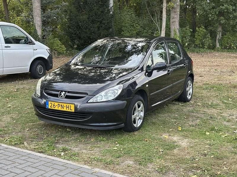 Occasion Peugeot 307 Tendance 109 PK (80 kW) 2004 Sedan
