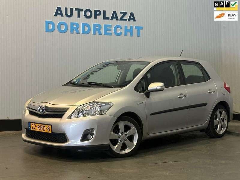 Grijs Gebruikt 2011 Toyota Auris Hybrid Hatchback | € 6.245 (Goede deal) - Afbeelding 1/4