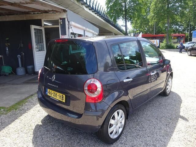 Occasion Renault Modus Exception 98 PK (72 kW) 2007 Bruin MPV