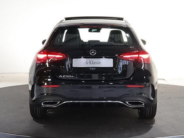 Nieuw Mercedes A250 Business 163 PK (119 kW) 2026 Zwart Hatchback