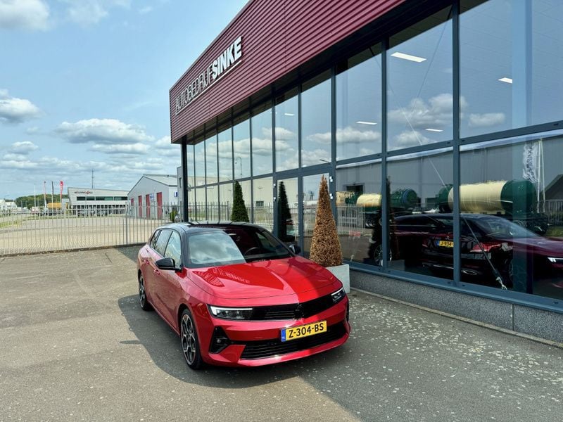 Stationwagon Gebruikt 2023 Opel Astra Ultimate Stationwagen | € 29.750 (Eerlijke prijs) - Afbeelding 1/4