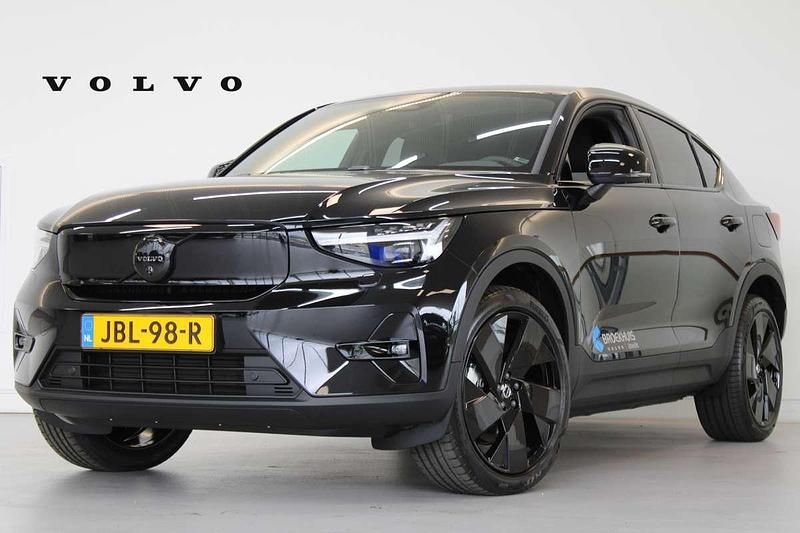 Zwart Gebruikt 2025 Volvo EC40 Plus SUV | € 53.700 (Duur) - Afbeelding 1/4