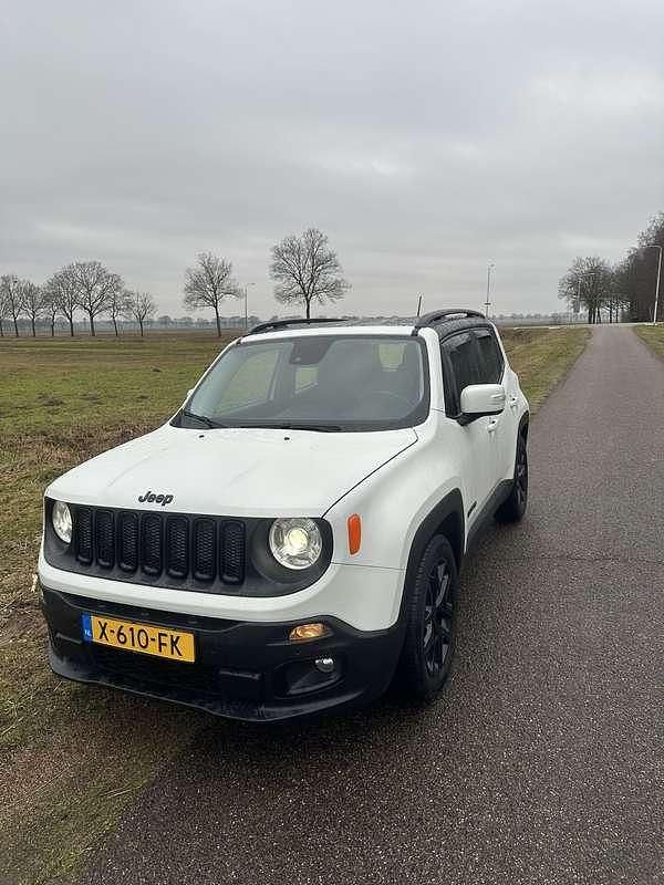 Wit Occasion 2017 Jeep Renegade Limited SUV | € 13.000 (Goede deal) - Afbeelding 1/4