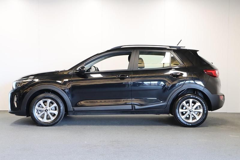 Occasion Kia Stonic 101 PK (74 kW) 2024 Zwart SUV