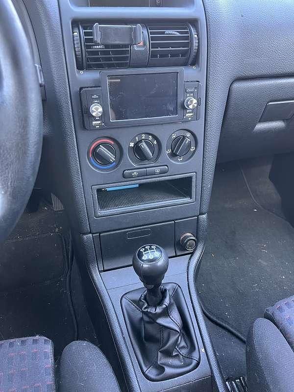 Occasion Opel Astra Edition 147 PK (108 kW) 2001 Zwart Hatchback