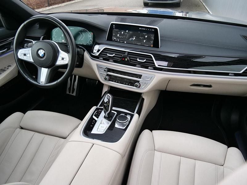 Occasion BMW 745 Executive 395 PK (290 kW) 2021 Grijs Sedan