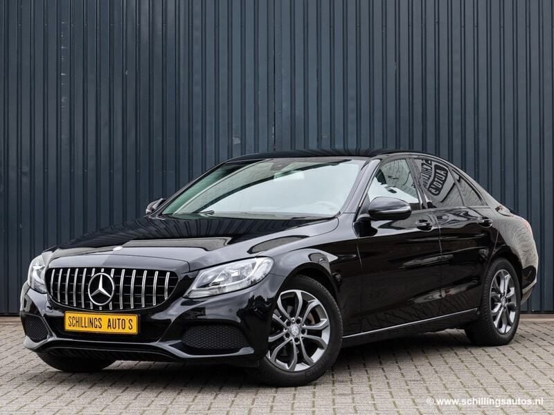 Zwart Gebruikt 2016 Mercedes C180 Ambition Sedan | € 21.750 (Eerlijke prijs) - Afbeelding 1/4