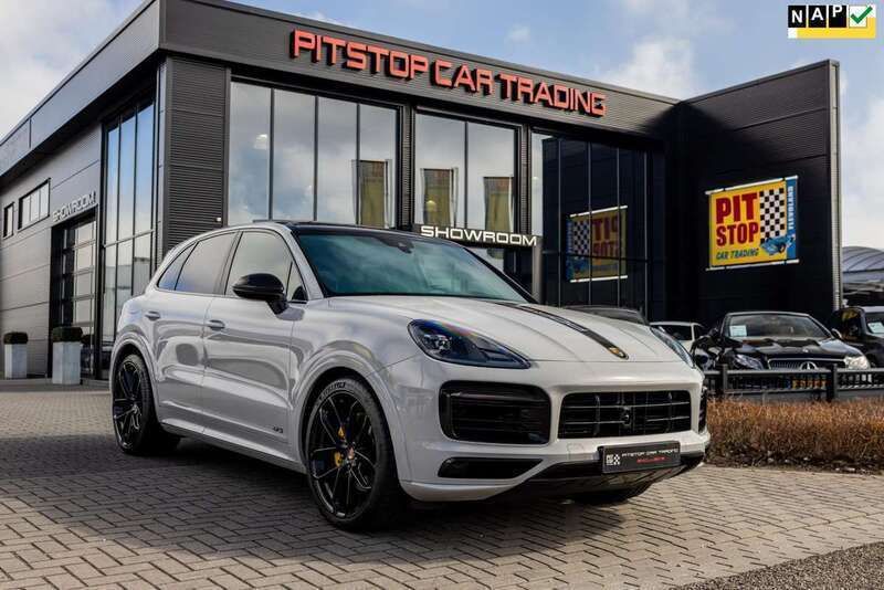 Grijs Gebruikt 2020 Porsche Cayenne Sport SUV | € 74.950 (Iets duurder) - Afbeelding 1/3