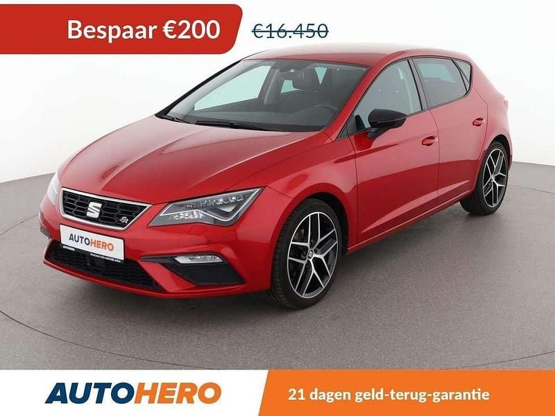 Rood Gebruikt 2018 Seat Leon FR Hatchback | € 16.449 (Eerlijke prijs) - Afbeelding 1/3