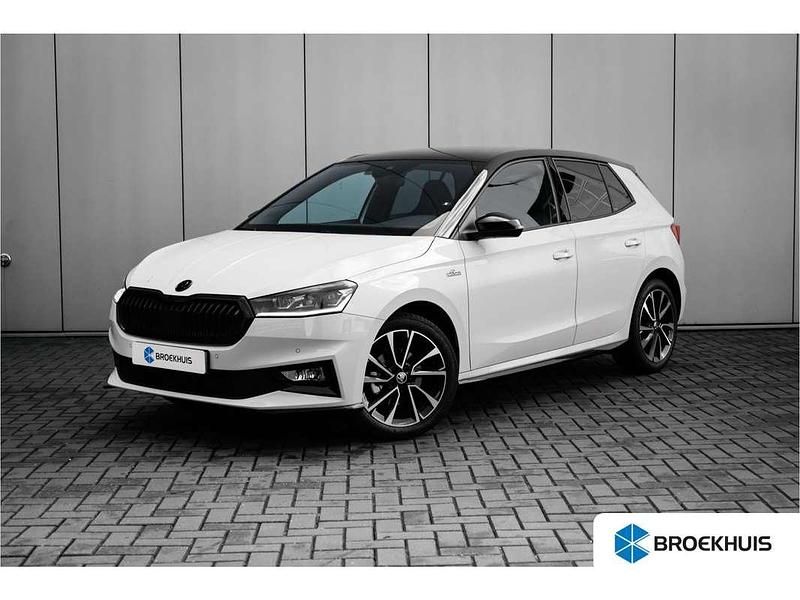 Wit, metallic lak Gebruikt 2025 Skoda Fabia Monte Carlo Hatchback | € 27.895 (Eerlijke prijs) - Afbeelding 1/4