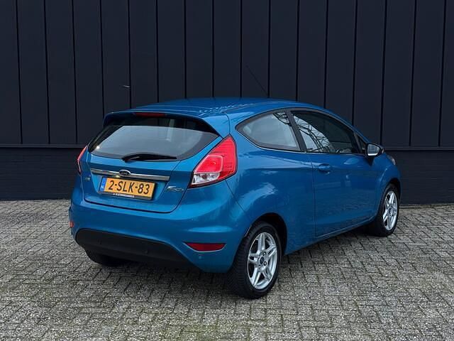 Occasion Ford Fiesta Titanium 101 PK (74 kW) 2013 Blauw Hatchback