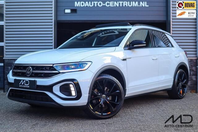 Wit Gebruikt 2022 VW T-Roc R-line SUV | € 33.495 (Iets duurder) - Afbeelding 1/4