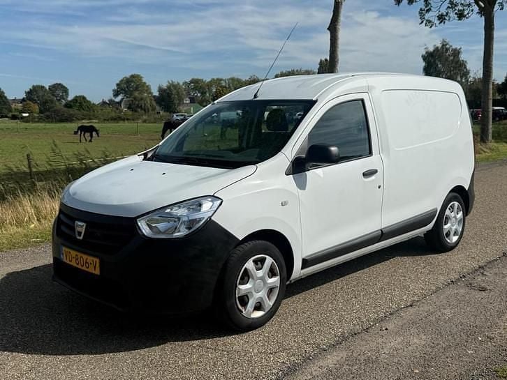 Gebruikt 2013 Dacia Dokker Ambiance MPV | € 3.750 (Goede deal) - Afbeelding 1/4