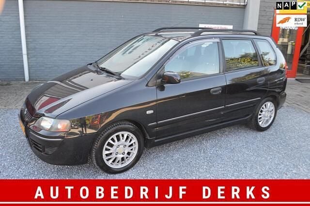 Zwart Gebruikt 2002 Mitsubishi Space Star Comfort Edition MPV | € 2.250 (Eerlijke prijs) - Afbeelding 1/4