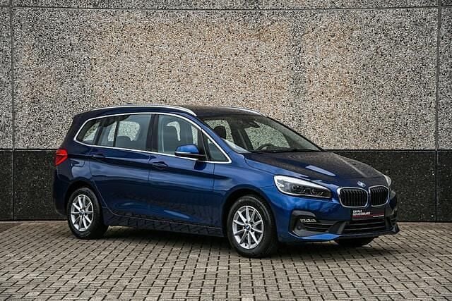 Blauw Gebruikt 2020 BMW 218 Executive Stationwagen | € 18.850 (Goede deal) - Afbeelding 1/4