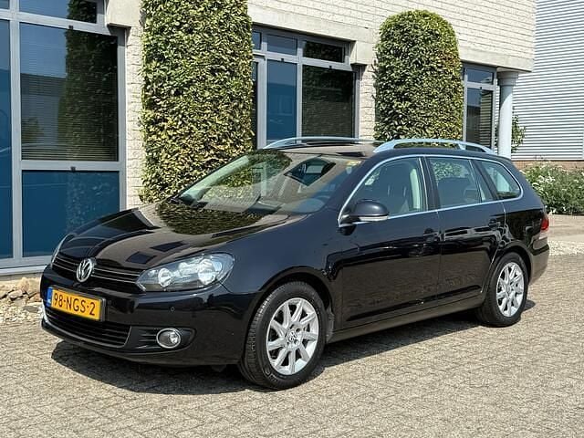 Zwart Gebruikt 2010 VW Golf VI Highline Stationwagen | € 2.950 (Goede deal) - Afbeelding 1/4