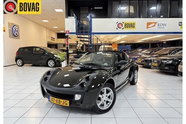 Zwart Gebruikt 2007 Smart Roadster Cabriolet | € 6.950 (Eerlijke prijs) - Afbeelding 1/4