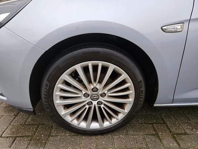 Occasion Opel Astra Innovation 150 PK (110 kW) 2017 Grijs (metallic) Hatchback