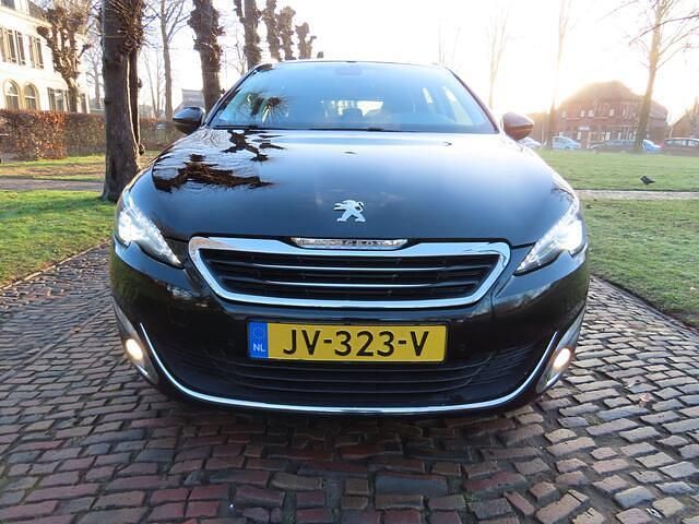 Occasion Peugeot 308 SW Premium 131 PK (96 kW) 2016 Zwart Stationwagen