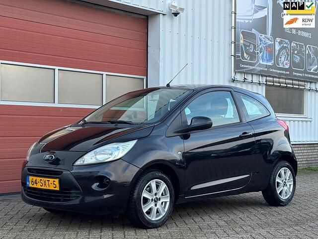 Zwart (metallic) Occasion 2011 Ford Ka Cool & Sound Edition Hatchback | € 2.499 (Goede deal) - Afbeelding 1/4