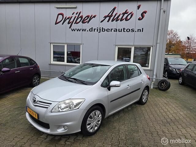 Grijs Gebruikt 2010 Toyota Auris Hatchback | € 3.450 (Eerlijke prijs) - Afbeelding 1/4