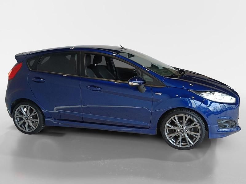 Occasion Ford Fiesta ST-Line 101 PK (74 kW) 2017 Blauw Hatchback