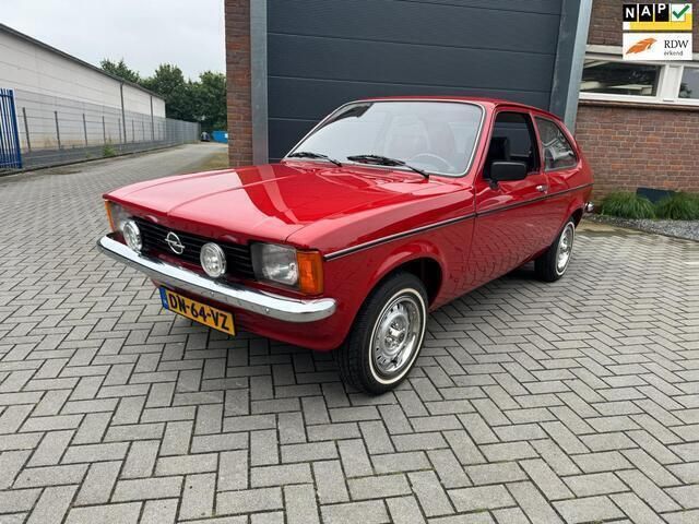 Rood Gebruikt 1979 Opel Kadett S Hatchback | € 13.750 - Afbeelding 1/4