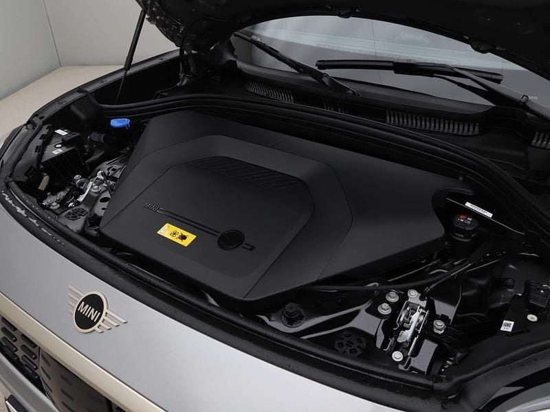 Occasion Mini Countryman Favoured 230 kW (313 PK) 2025 Grijs SUV