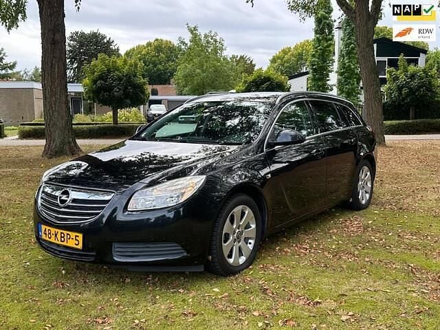 Zwart Gebruikt 2009 Opel Insignia Edition Stationwagen | € 2.950 (Goede deal) - Afbeelding 1/4